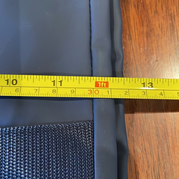 Ralph Lauren tote with cosmetic bag. Vinyl. Never used. Vinyl - Picture 4 of 5